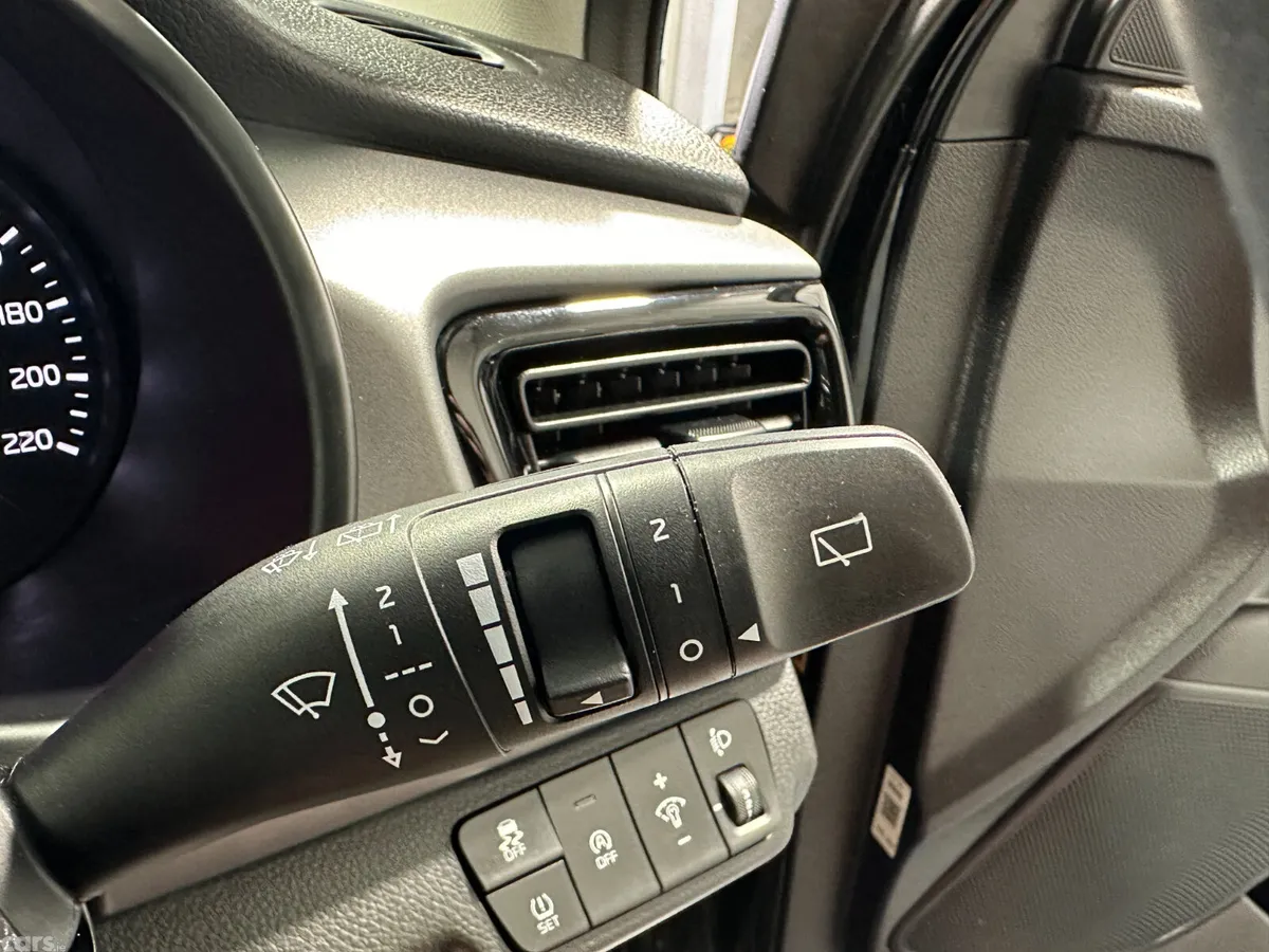 Kia Rio Hatchback, Petrol, 2023, Black