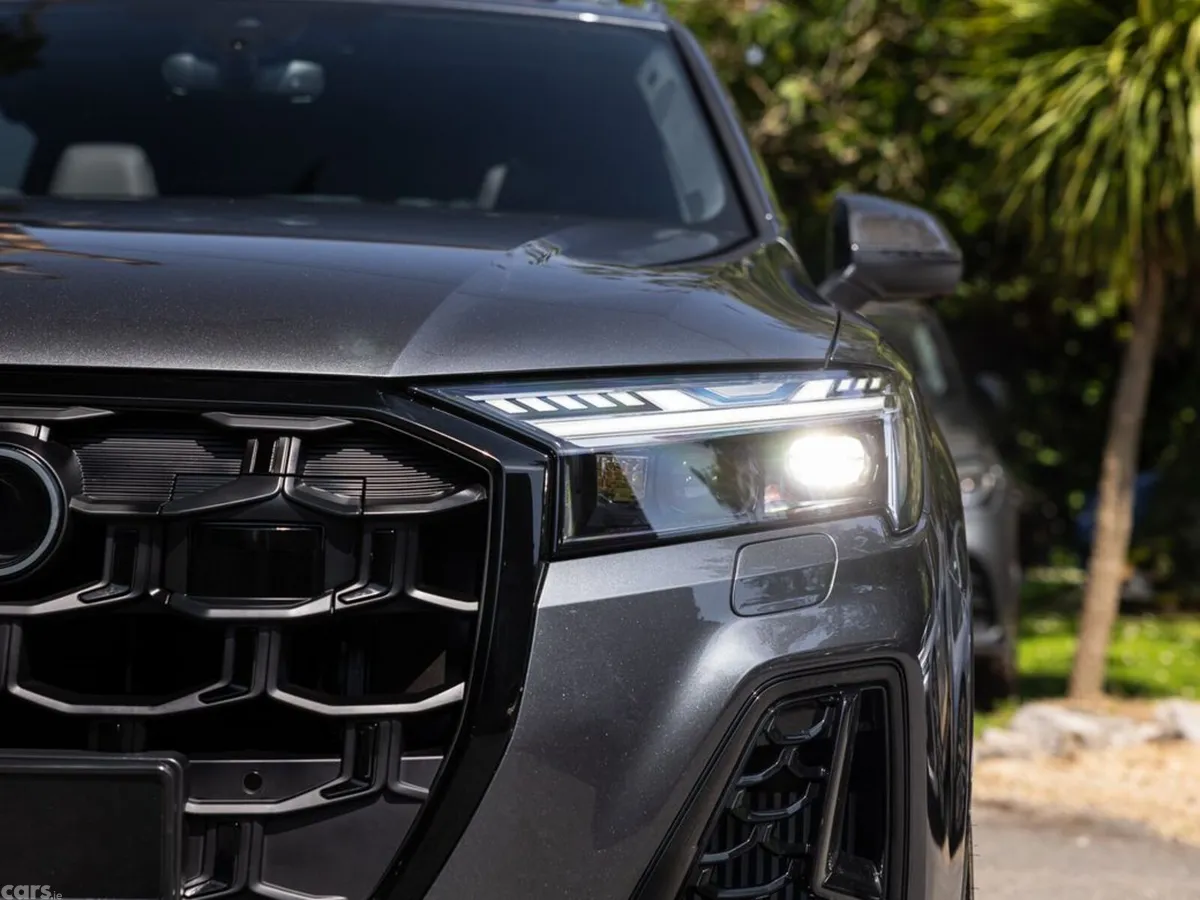Audi Q7 SUV, Petrol Plug-in Hybrid, 2026, Grey
