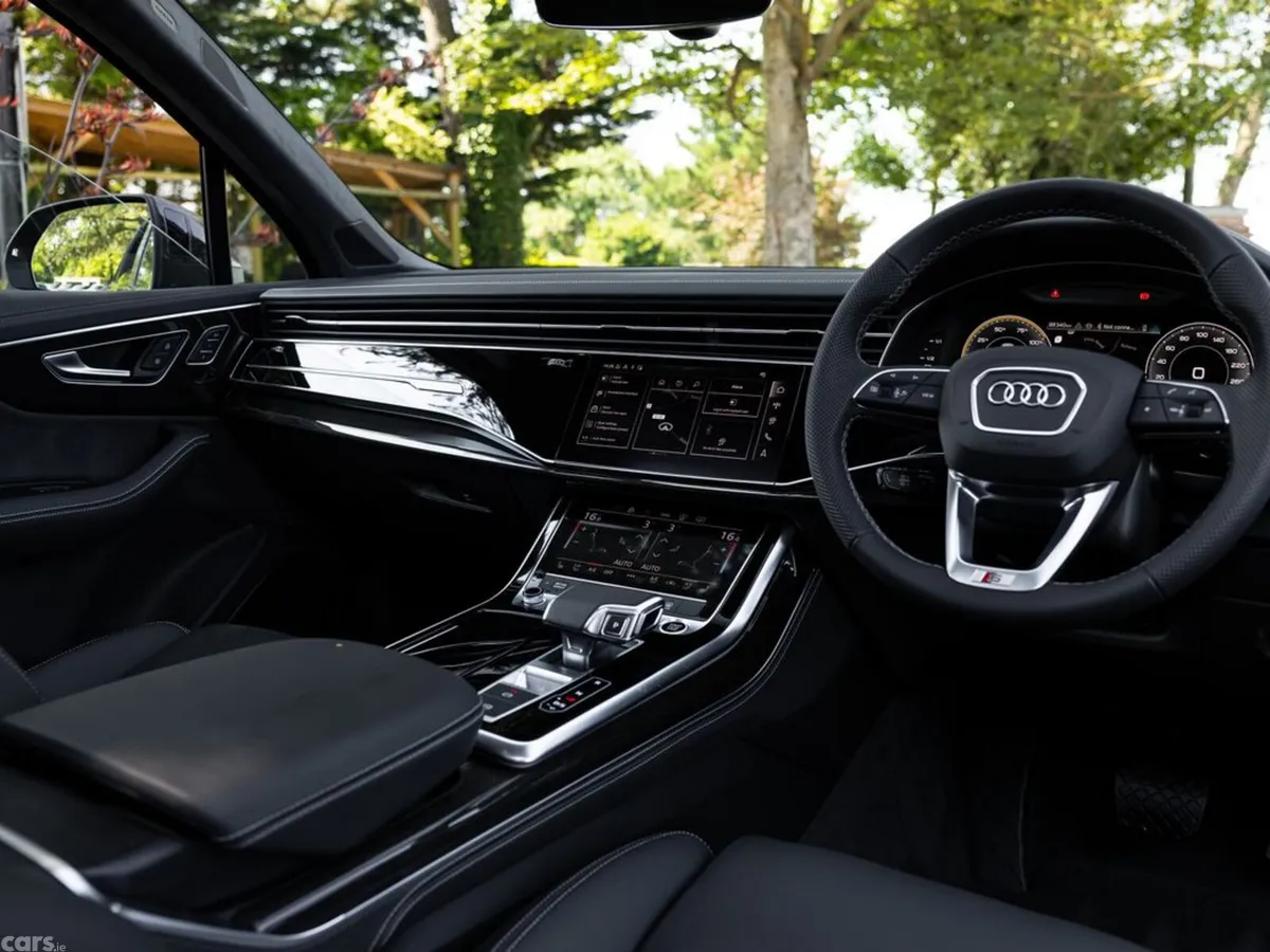 Audi Q7 SUV, Petrol Plug-in Hybrid, 2026, Grey