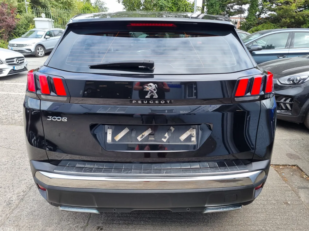 Peugeot 3008 SUV, Petrol, 2017, Black