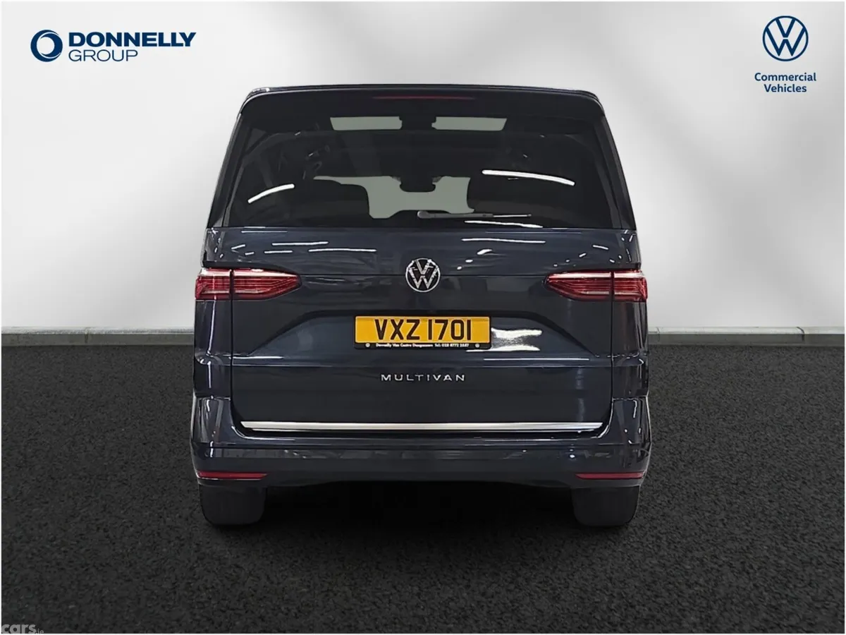 Volkswagen Multivan Estate, Petrol, 2025, Blue