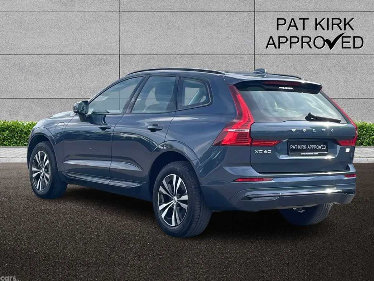 Volvo XC60 Estate, Petrol Hybrid, 2023, Blue