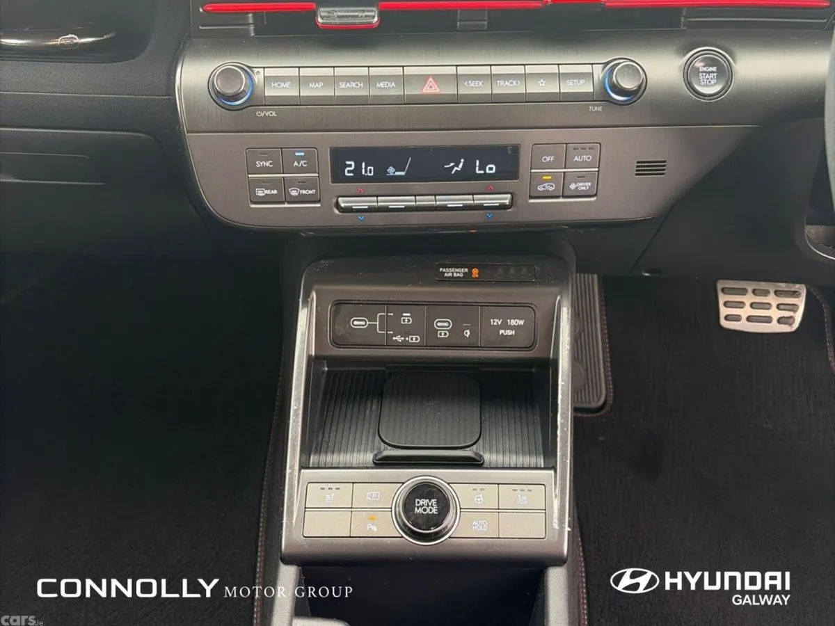 Hyundai KONA MPV, Petrol, 2024, Black
