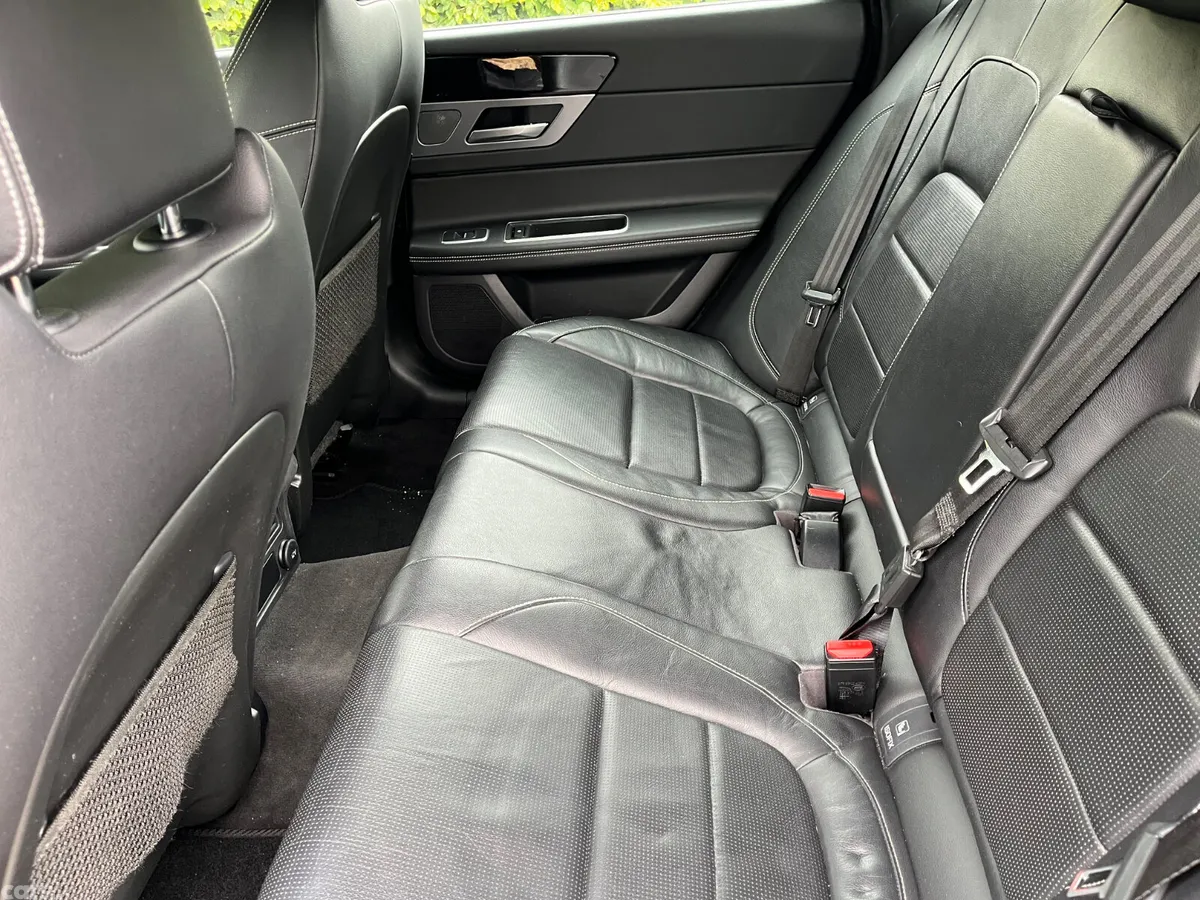 Jaguar XF Saloon, Diesel, 2018, Grey