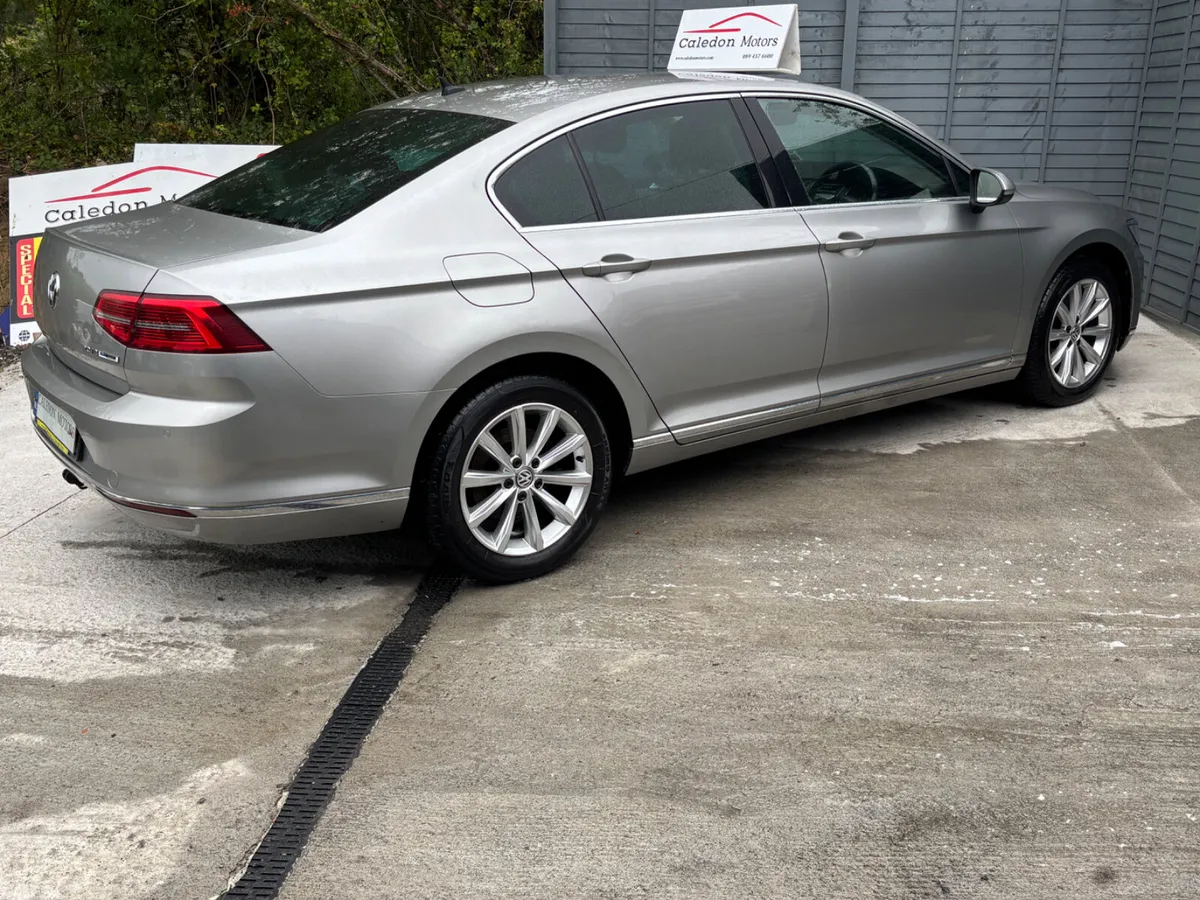 Volkswagen Passat Saloon, Diesel, 2016, Silver