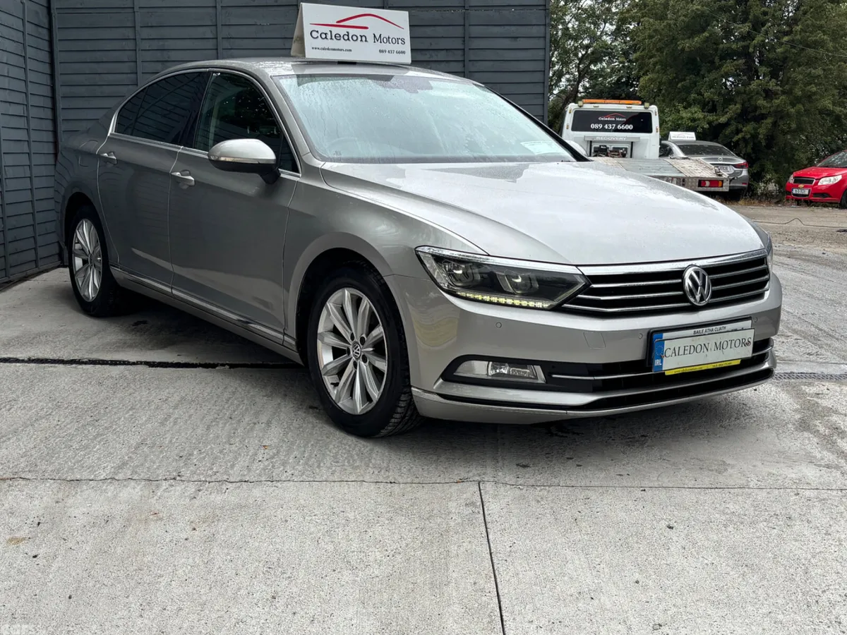 Volkswagen Passat Saloon, Diesel, 2016, Silver