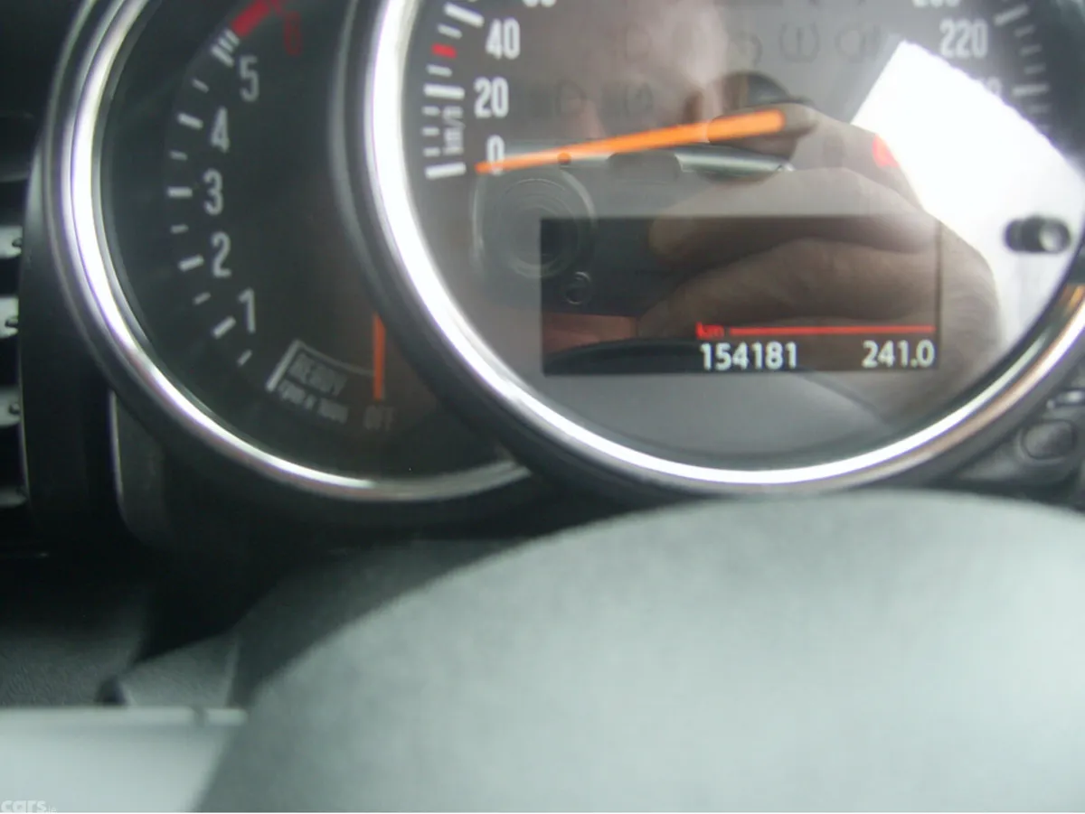 Mini Cooper Hatchback, Diesel, 2014, White