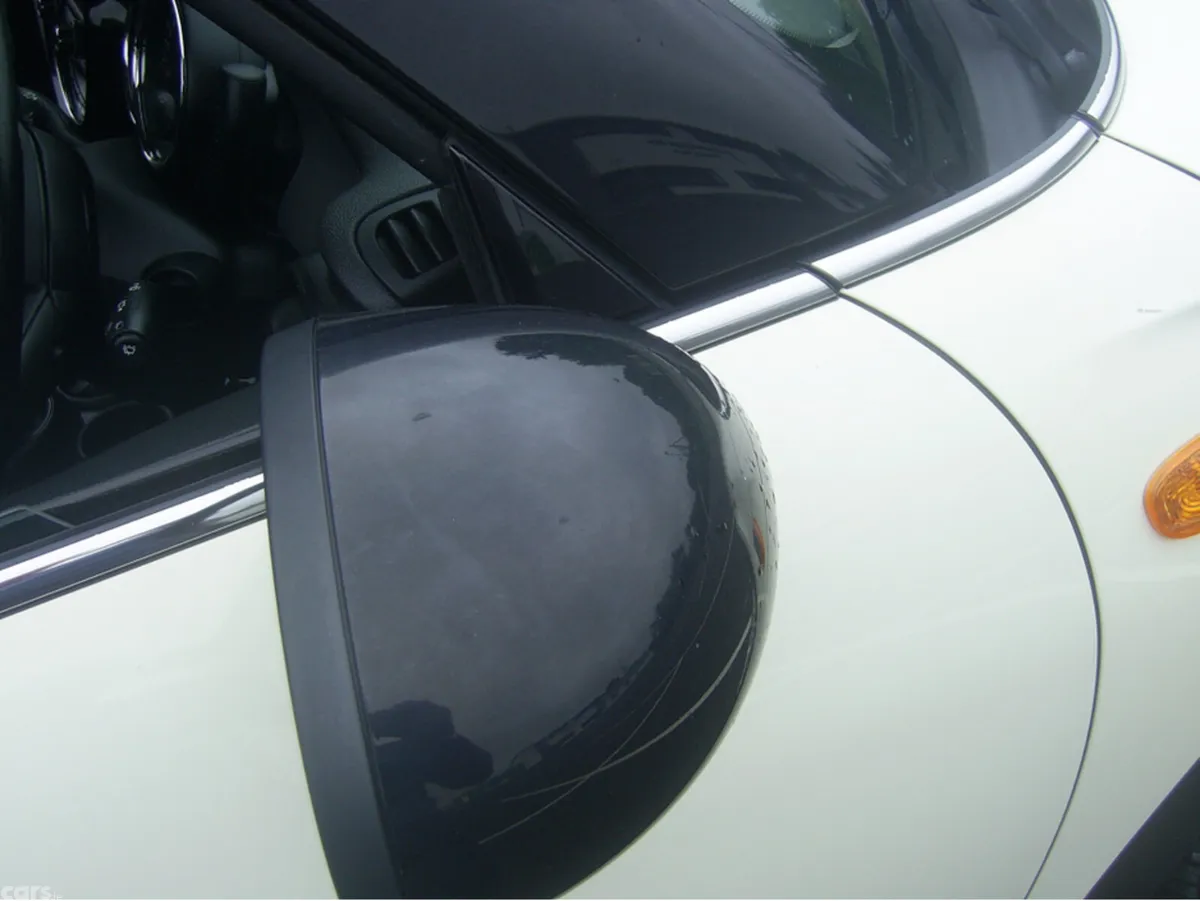 Mini Cooper Hatchback, Diesel, 2014, White