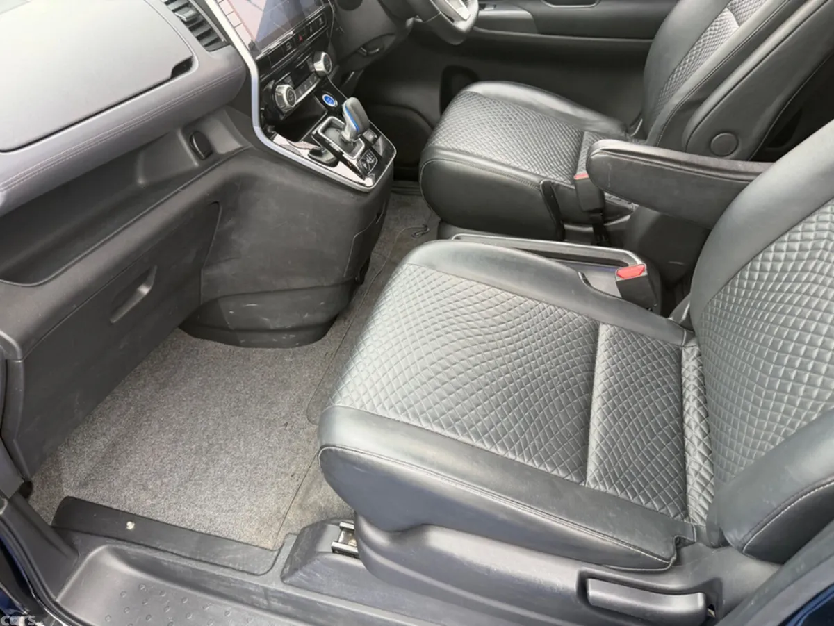 Nissan Serena MPV, Petrol Hybrid, 2021, Black