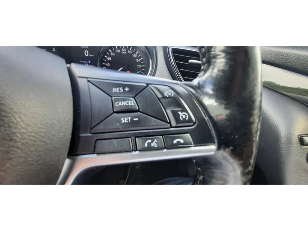 Nissan X-Trail MPV, Diesel, 2018, Grey