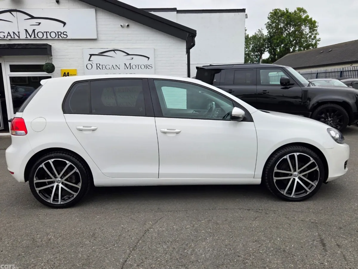 Volkswagen Golf Hatchback, Petrol, 2012, White