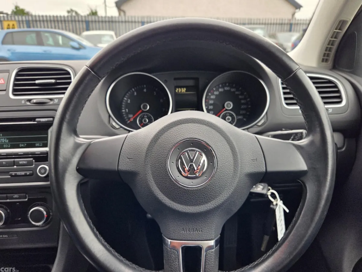 Volkswagen Golf Hatchback, Petrol, 2012, White