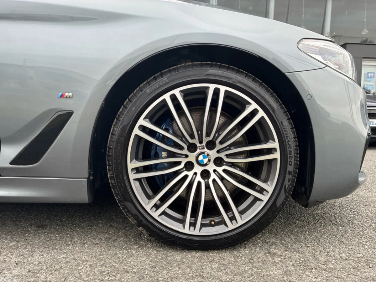 BMW 5-Series Saloon, Petrol Plug-in Hybrid, 2017, Grey