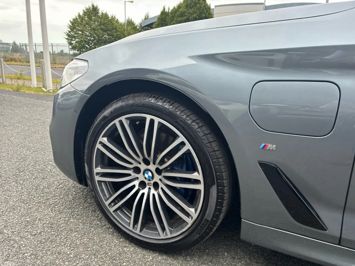 BMW 5-Series Saloon, Petrol Plug-in Hybrid, 2017, Grey
