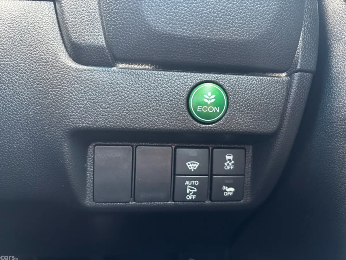 Honda Fit Hatchback, Petrol Hybrid, 2017, Blue