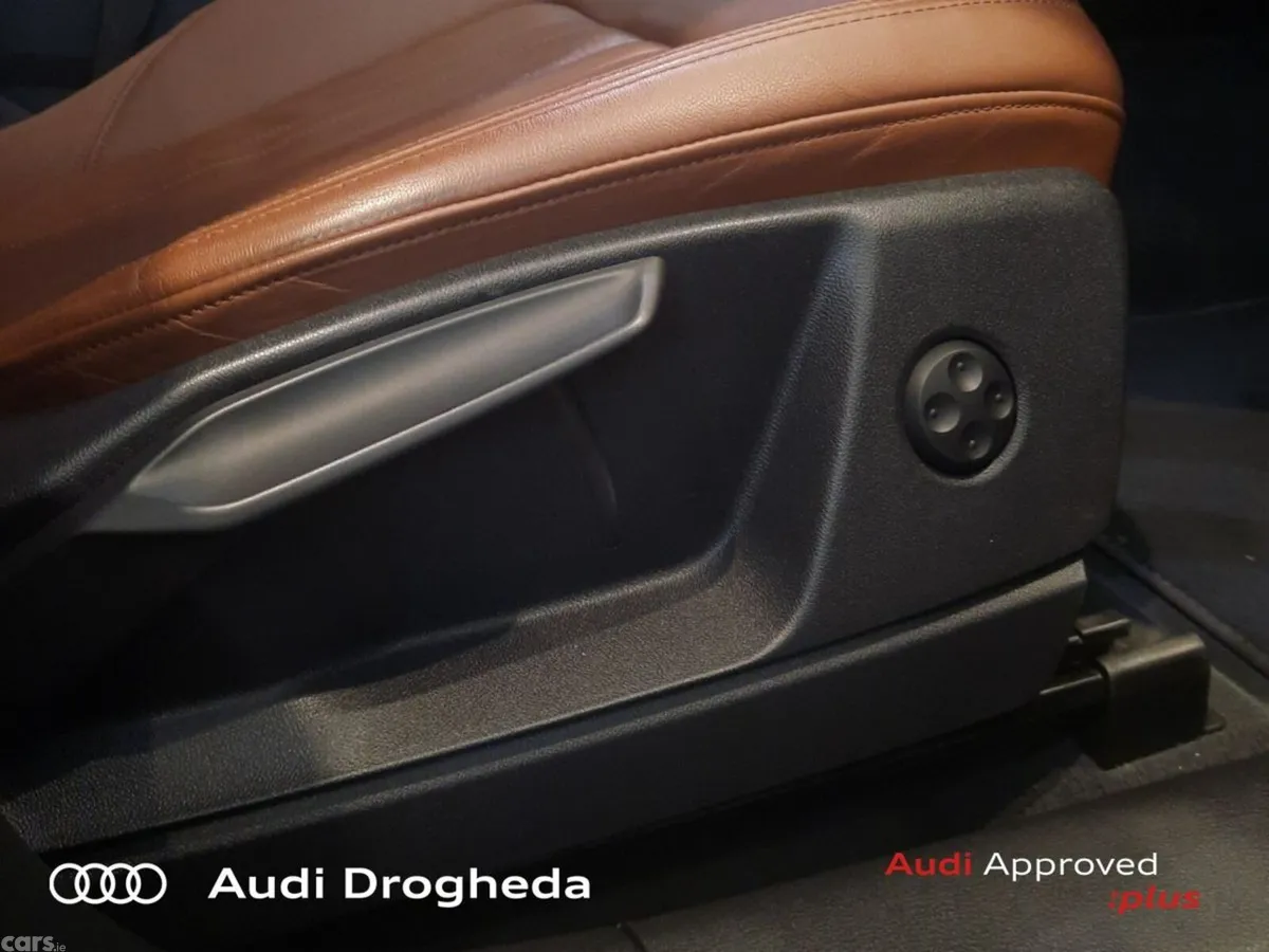 Audi Q5 SUV, Diesel, 2023, Blue
