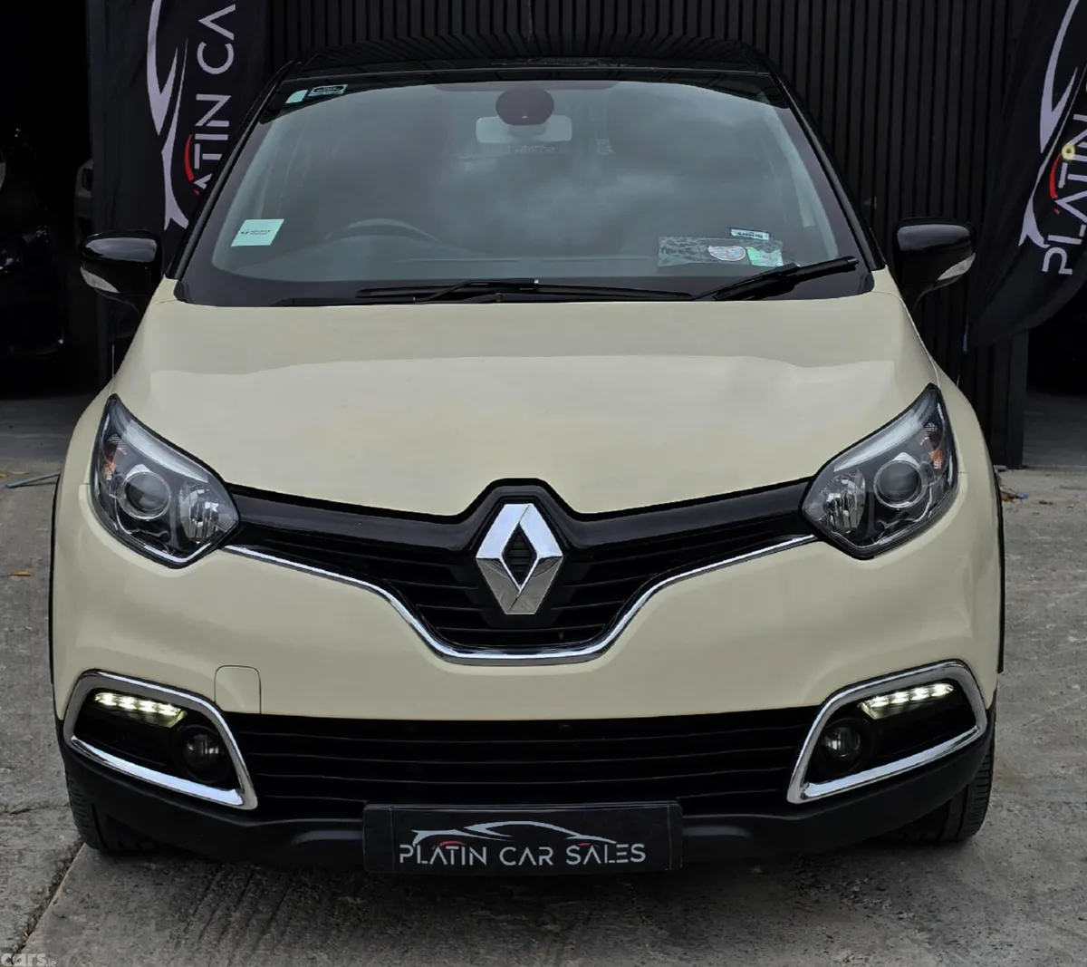 Renault Captur Hatchback, Diesel, 2017, White