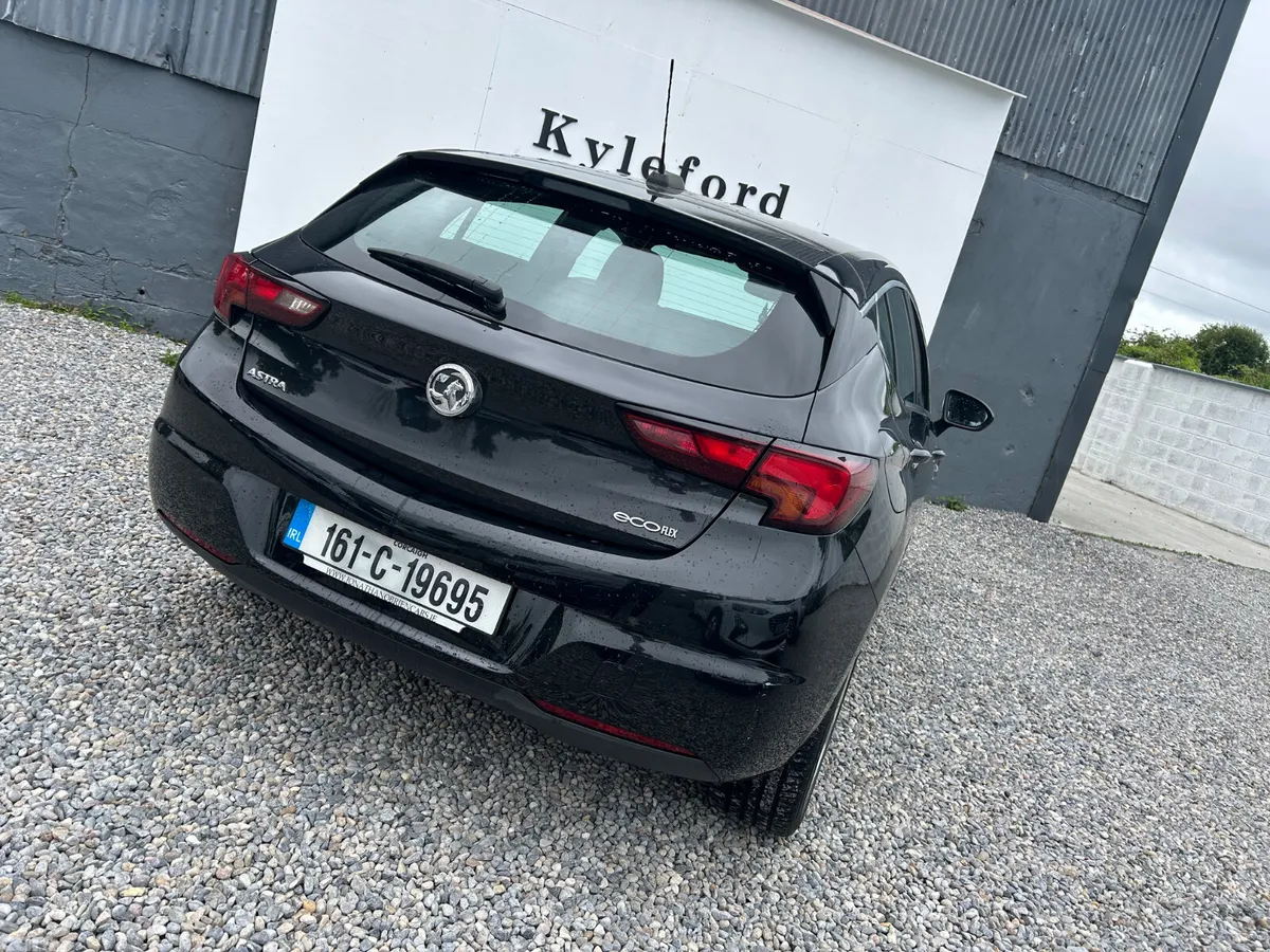 Vauxhall Astra Hatchback, Diesel, 2016, Black