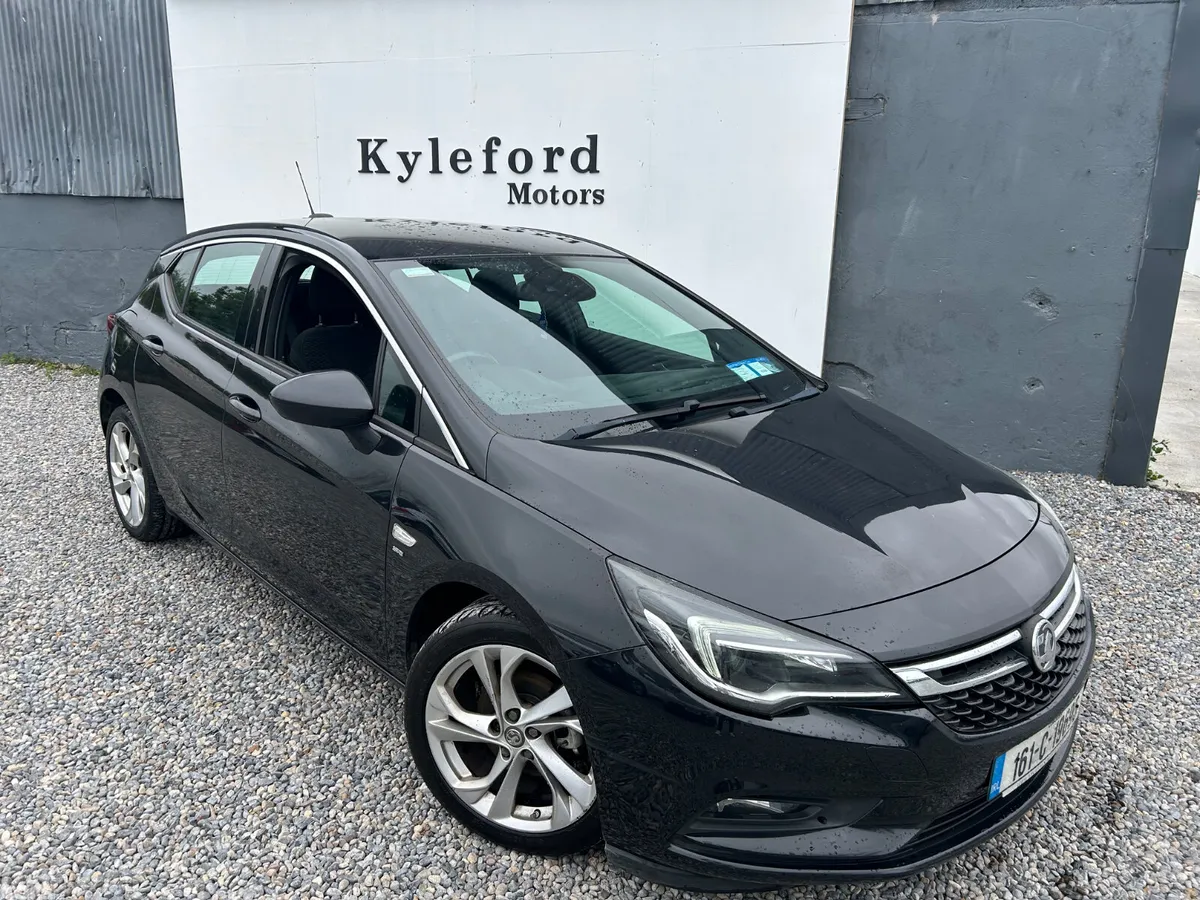 Vauxhall Astra Hatchback, Diesel, 2016, Black