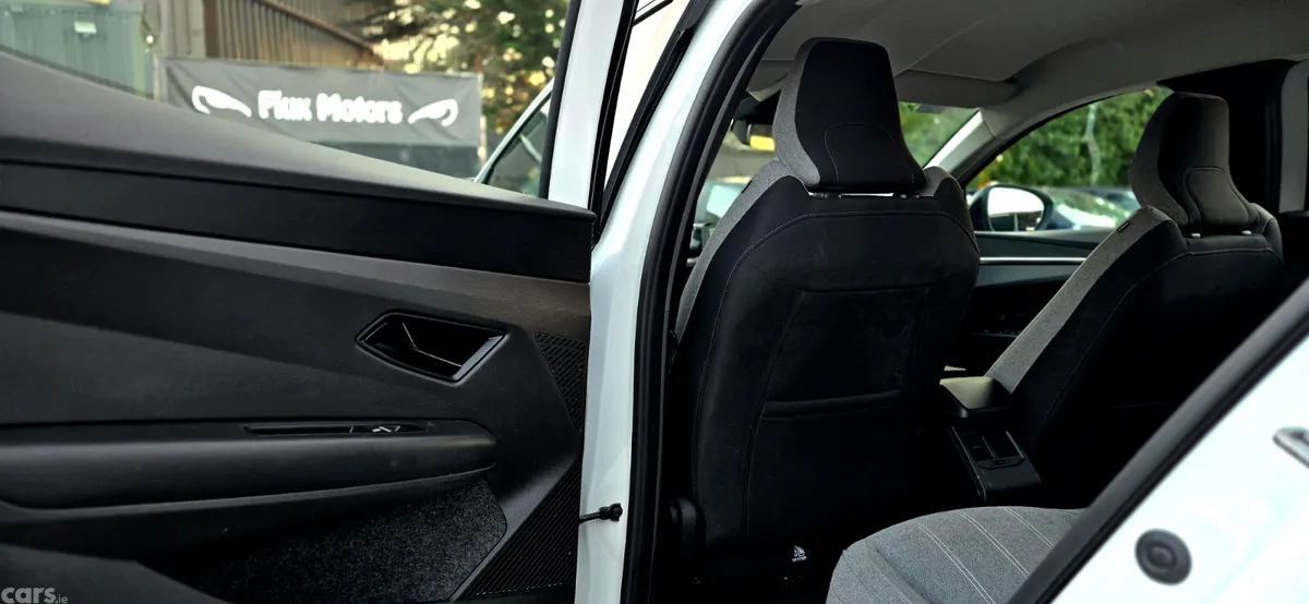 Renault Megane E-Tech Hatchback, Electric, 2023, White