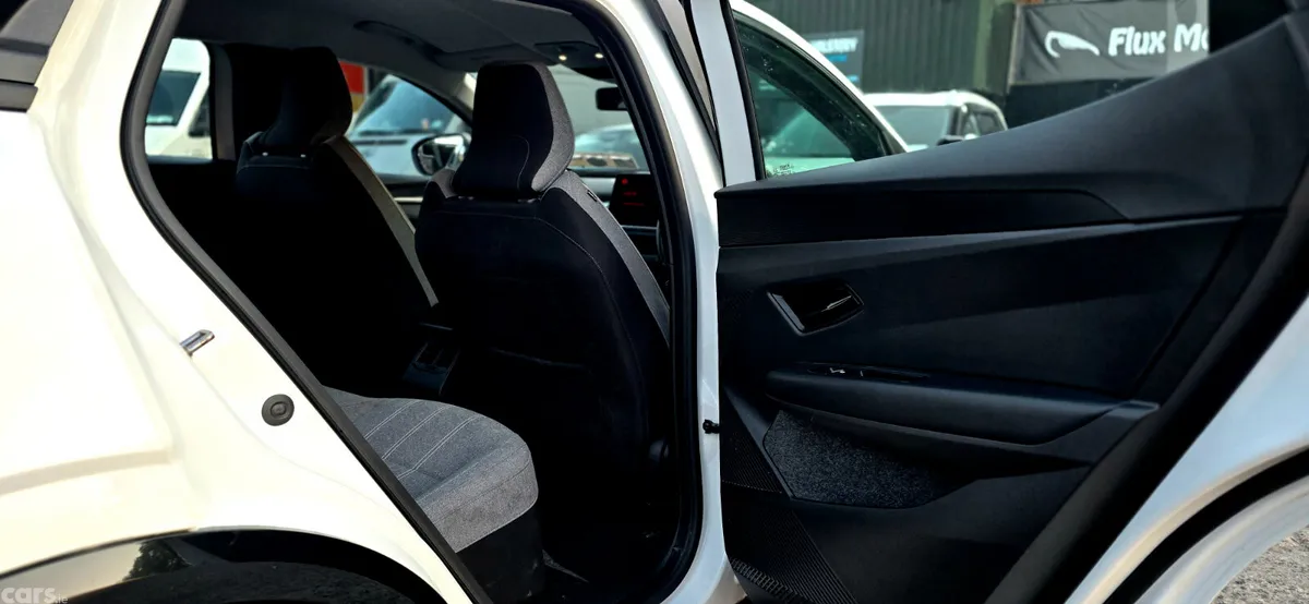 Renault Megane E-Tech Hatchback, Electric, 2023, White