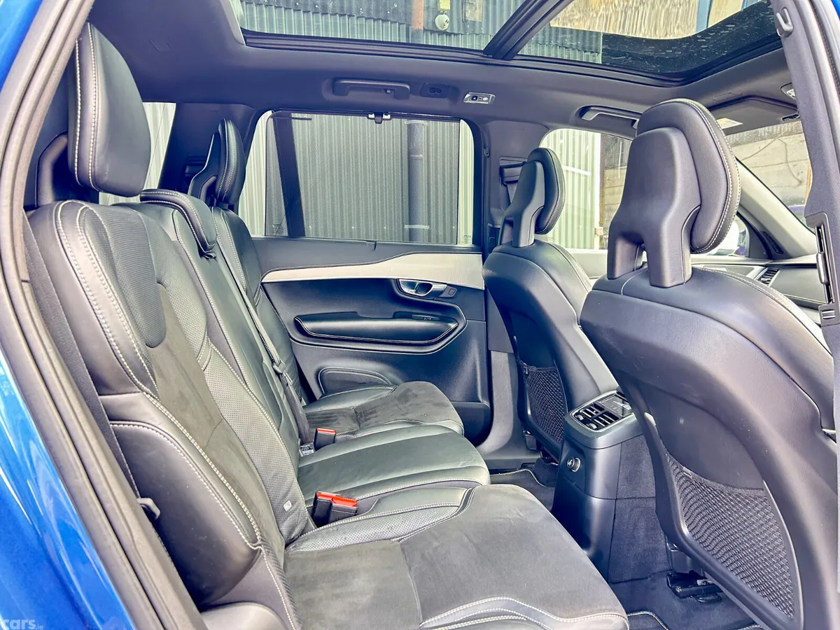 Volvo XC90 SUV, Petrol Plug-in Hybrid, 2018, Blue