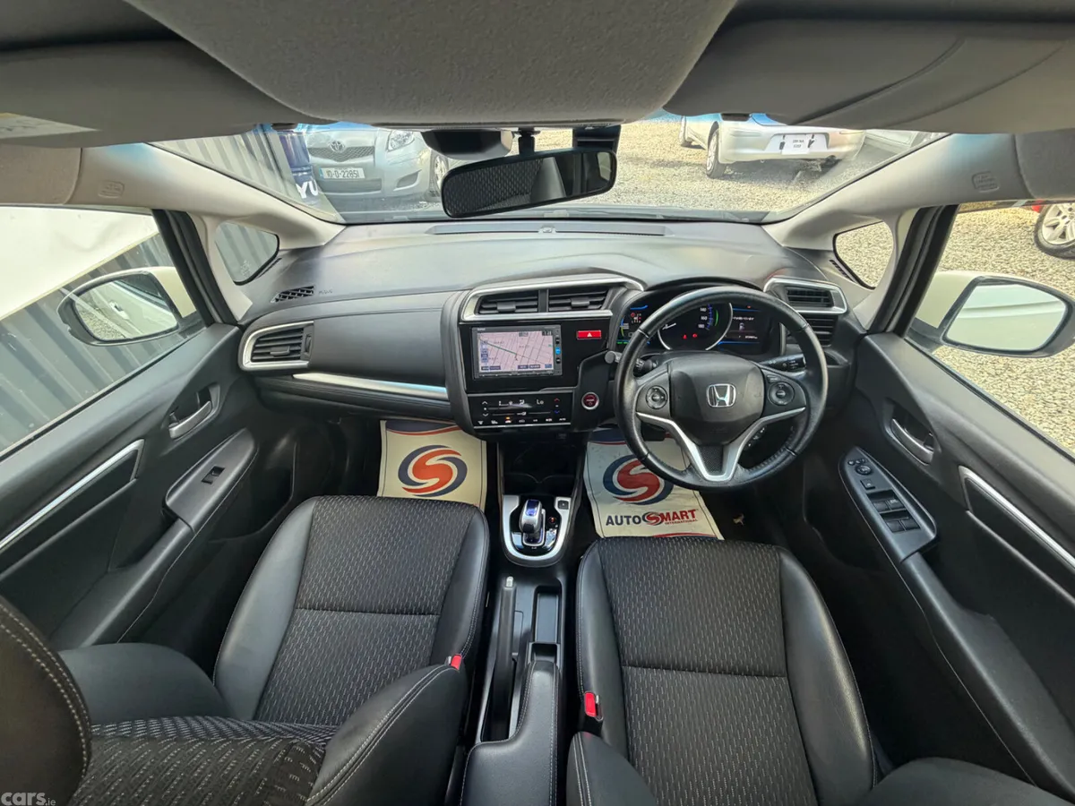 Honda Fit Hatchback, Petrol Hybrid, 2017, White