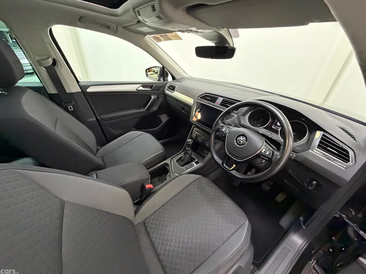 Volkswagen Tiguan SUV, Diesel, 2018, Black
