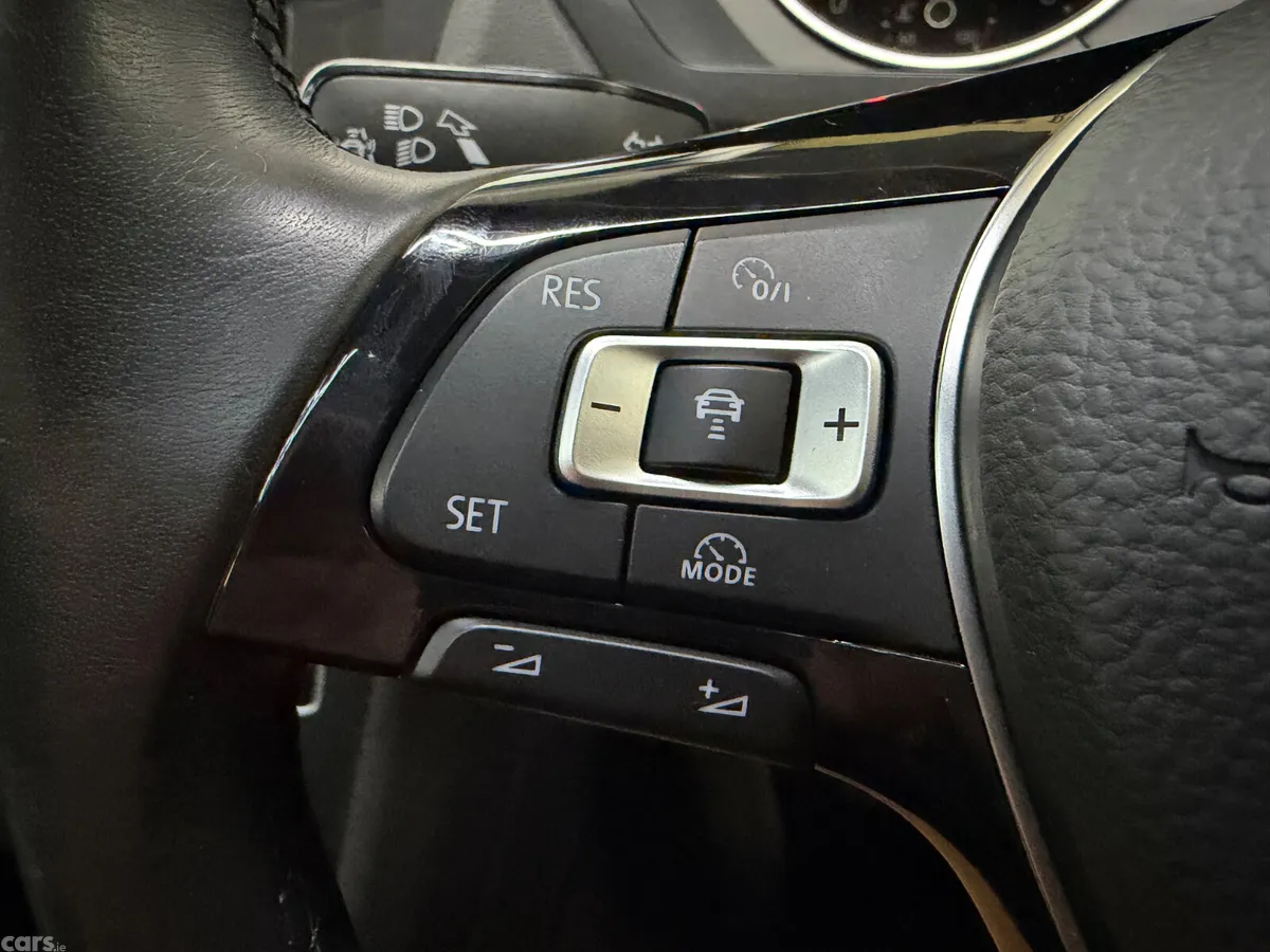 Volkswagen Tiguan SUV, Diesel, 2018, Black