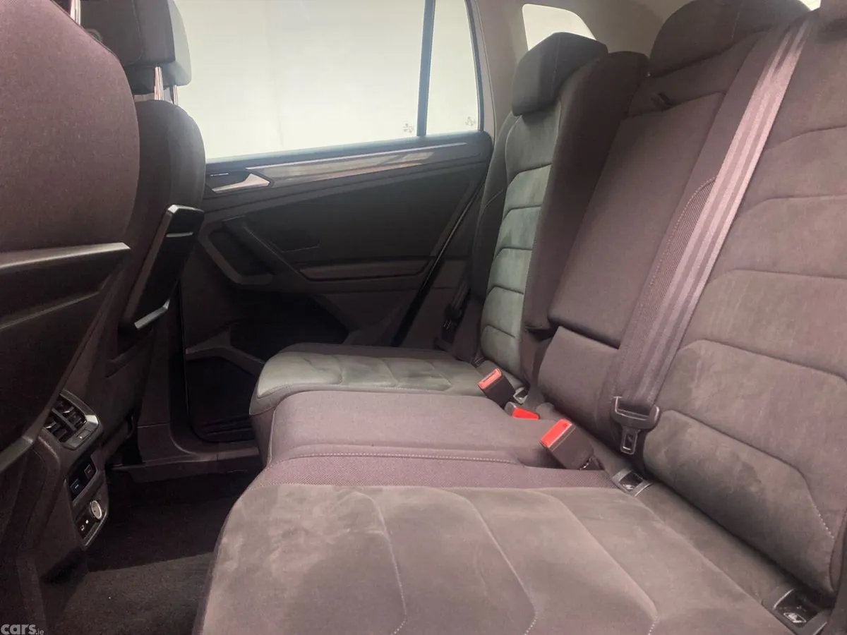 Volkswagen Tiguan SUV, Petrol, 2019, White