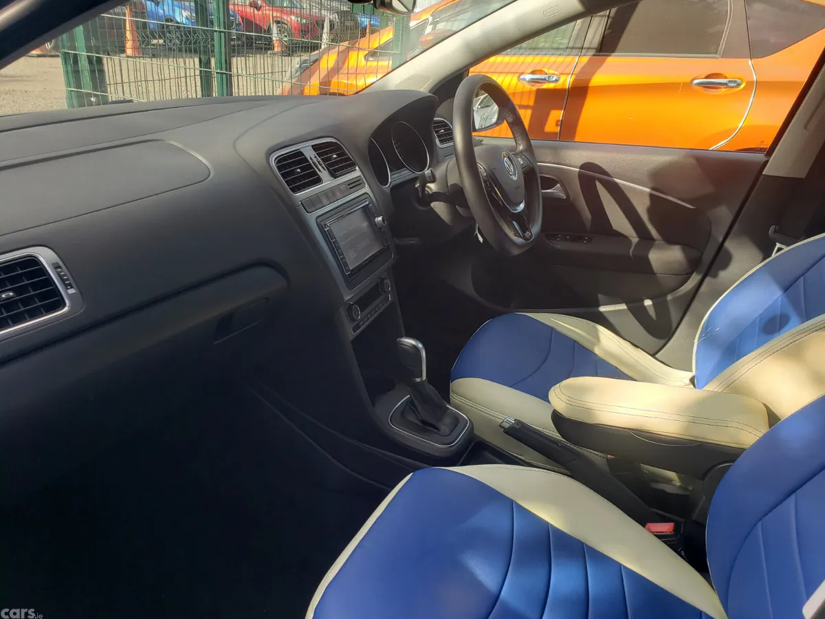 Volkswagen Polo Hatchback, Petrol, 2016, Blue