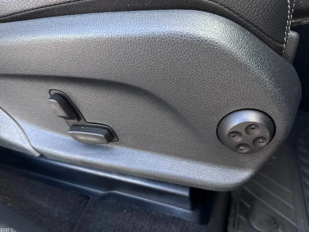 Mercedes-Benz GLC SUV, Diesel, 2017, Blue