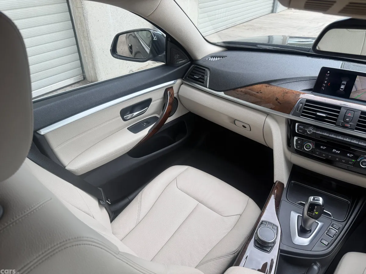 BMW 4-Series Coupe, Petrol, 2018, Black