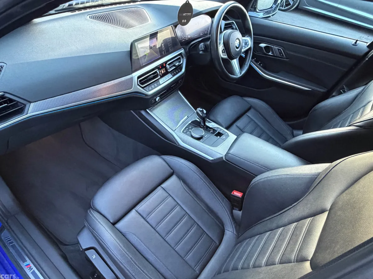 BMW 3-Series Saloon, Petrol Plug-in Hybrid, 2020, Blue