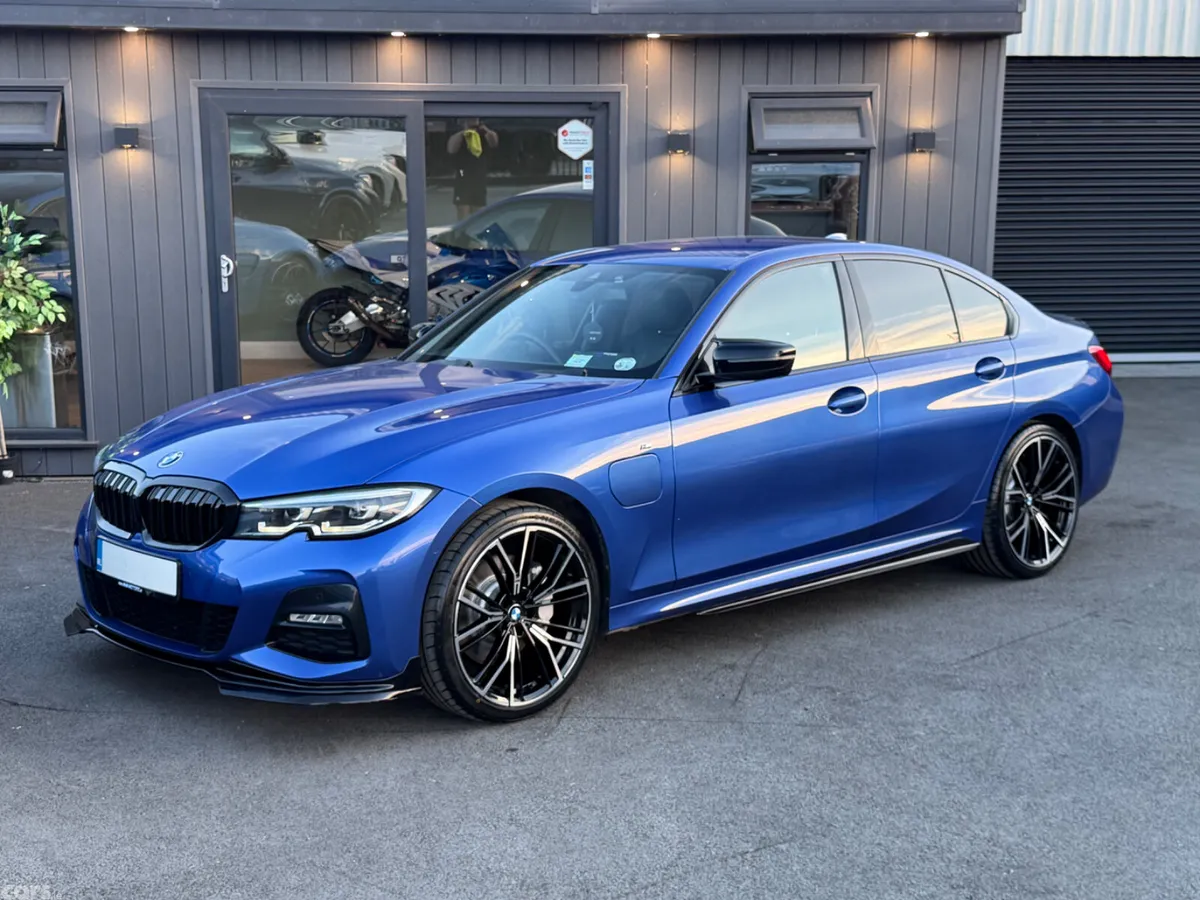 BMW 3-Series Saloon, Petrol Plug-in Hybrid, 2020, Blue