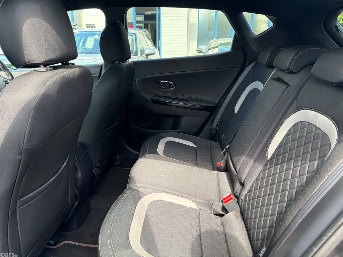 Kia Ceed Hatchback, Petrol, 2017, Black