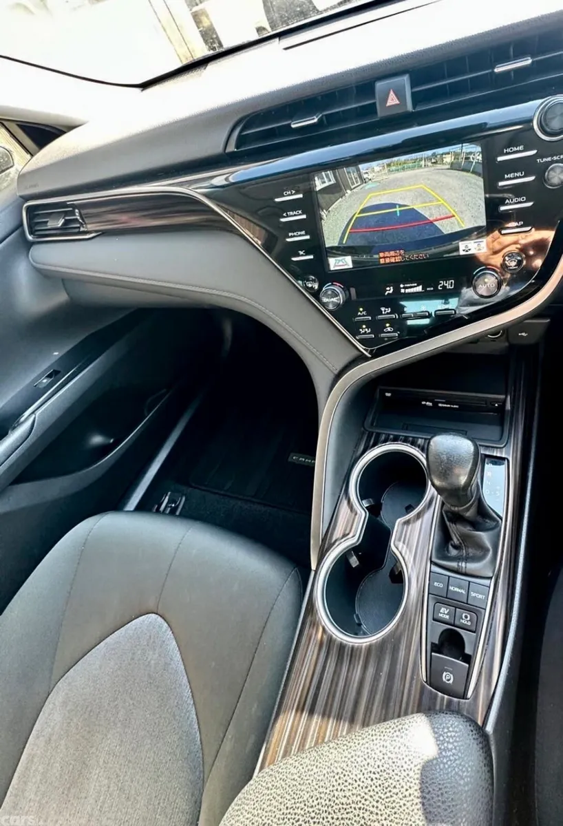 Toyota Camry Saloon, Petrol Hybrid, 2021, Black