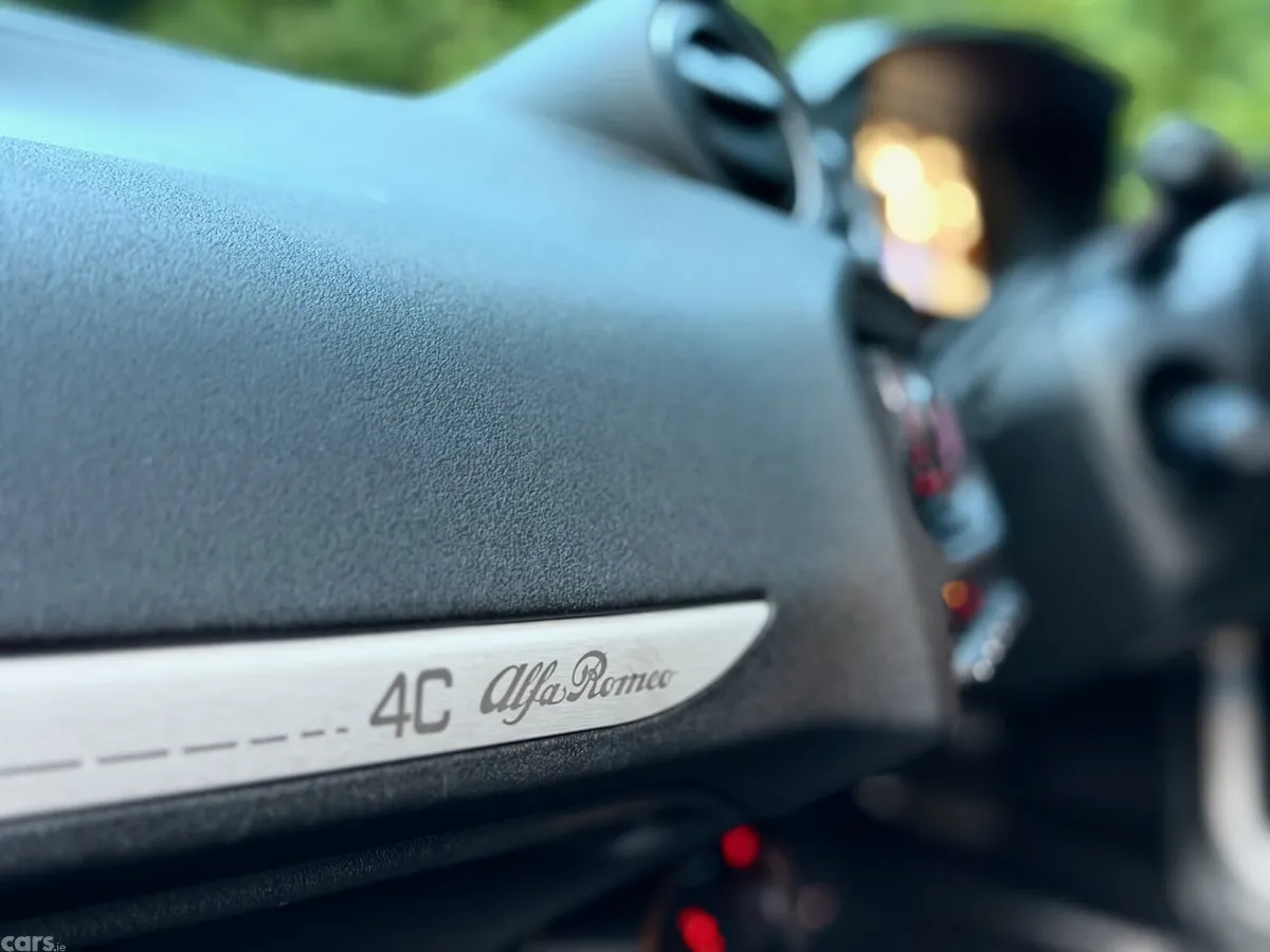 Alfa Romeo 4C Coupe, Petrol, 2016, White