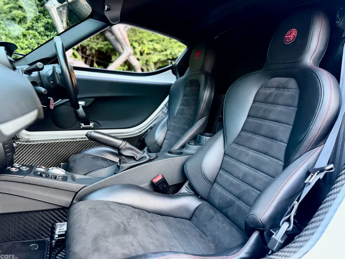Alfa Romeo 4C Coupe, Petrol, 2016, White