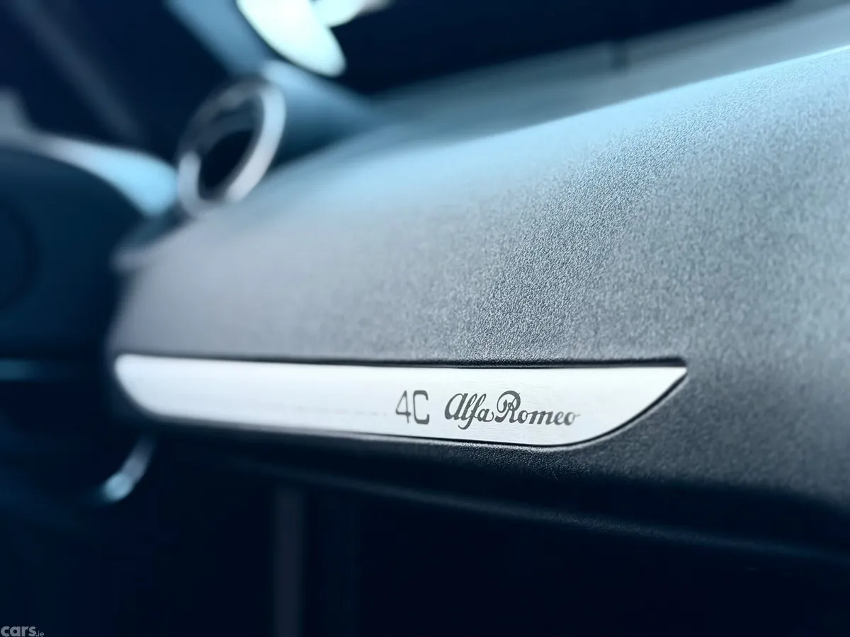 Alfa Romeo 4C Coupe, Petrol, 2016, White