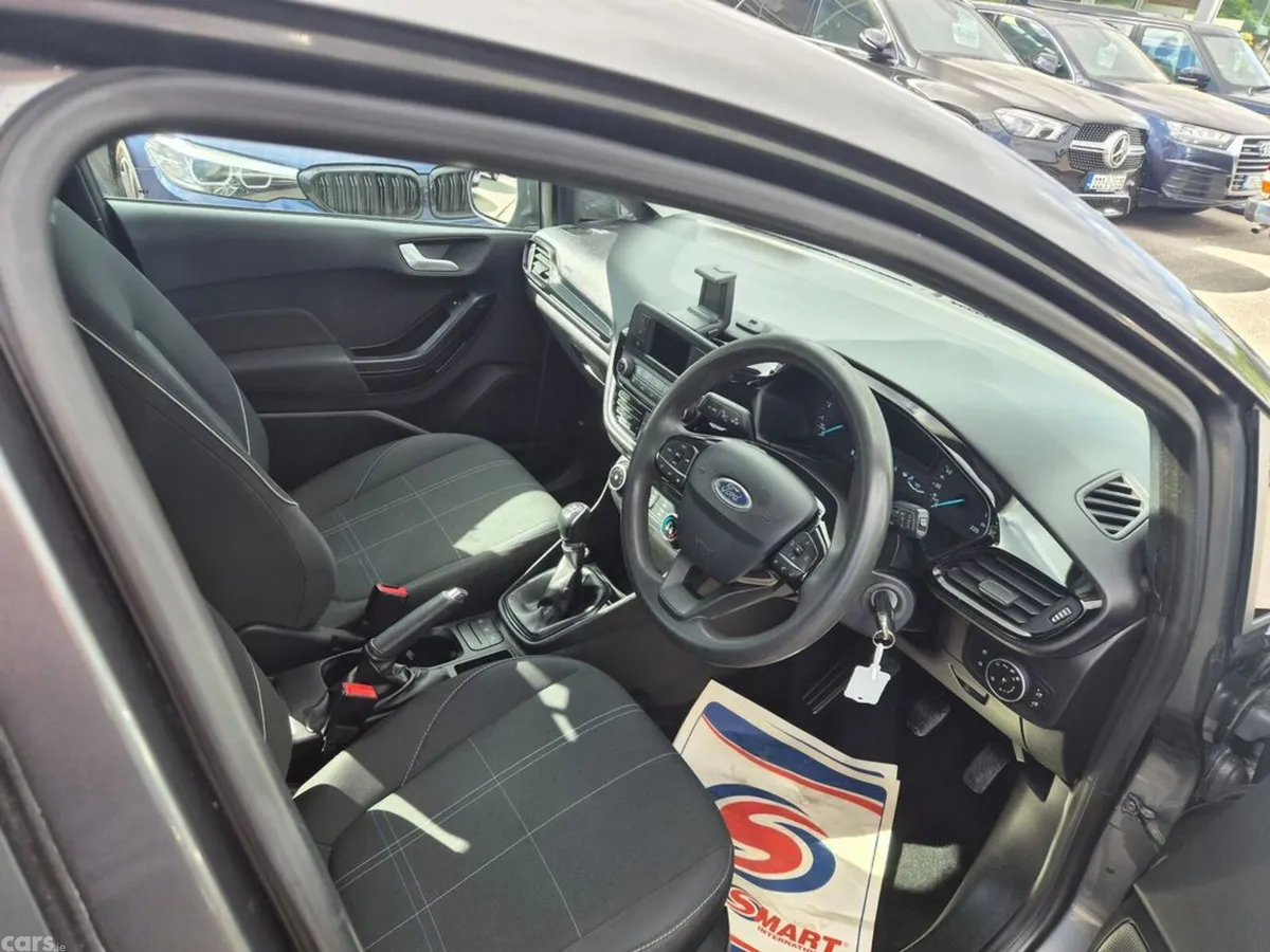 Ford Fiesta Hatchback, Petrol, 2018, Grey