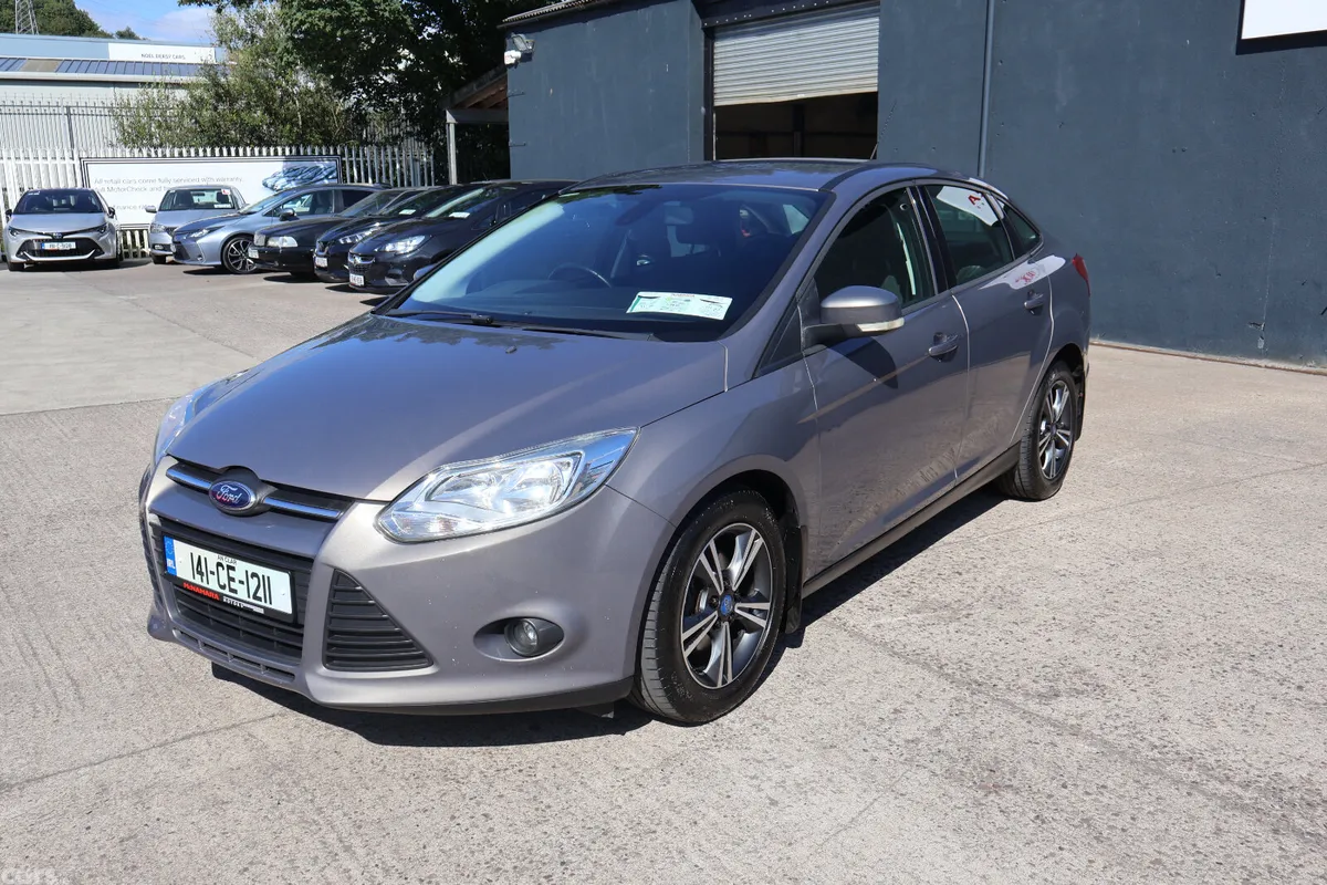 Ford Focus Saloon, Diesel, 2014, Brown