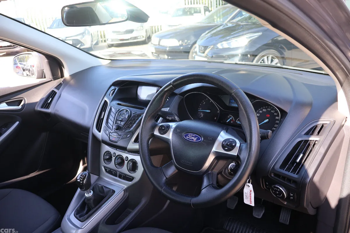 Ford Focus Saloon, Diesel, 2014, Brown