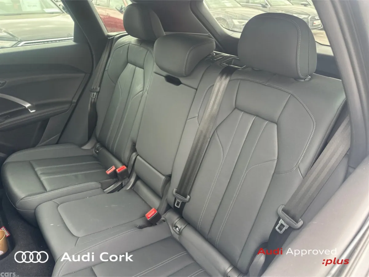 Audi Q5 SUV, Petrol Plug-in Hybrid, 2025, White