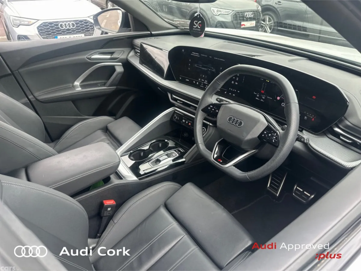 Audi Q5 SUV, Petrol Plug-in Hybrid, 2025, White
