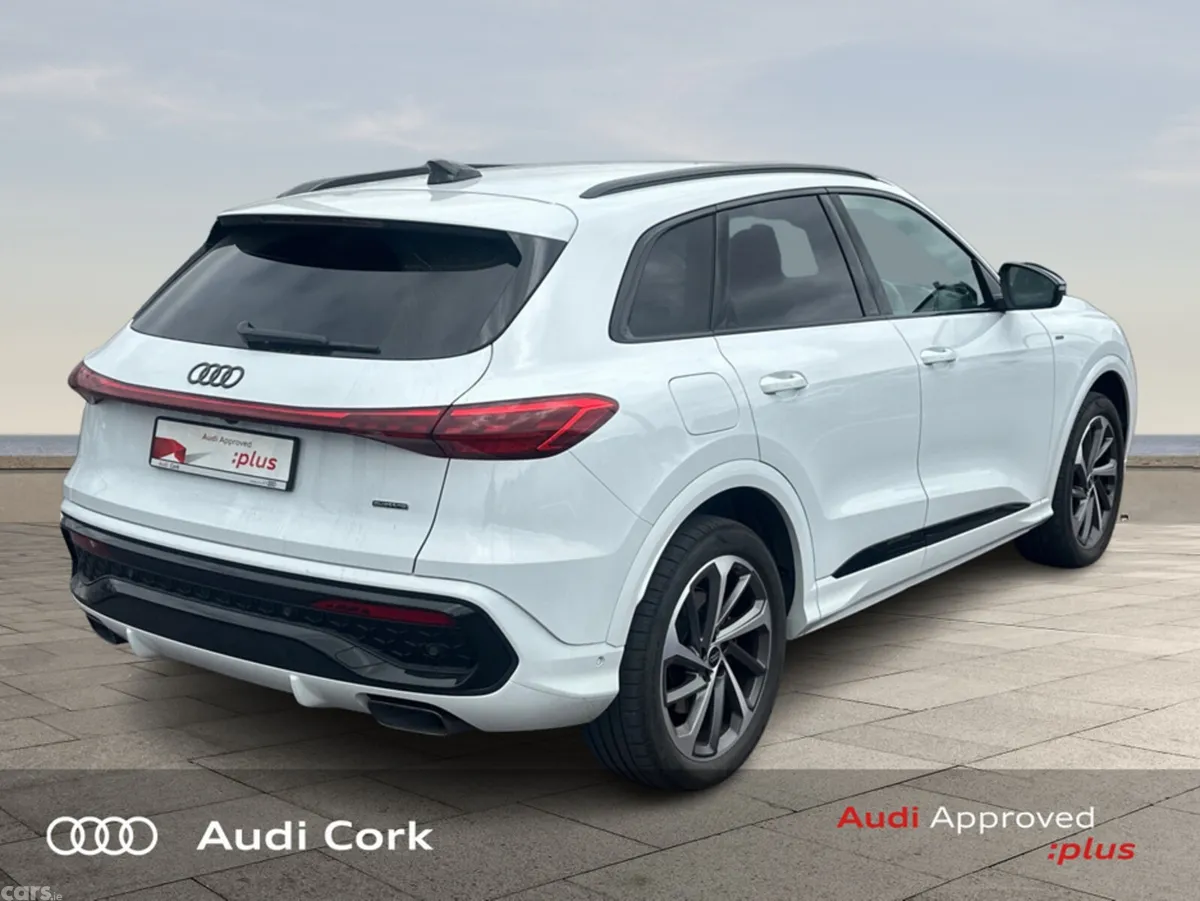 Audi Q5 SUV, Petrol Plug-in Hybrid, 2025, White