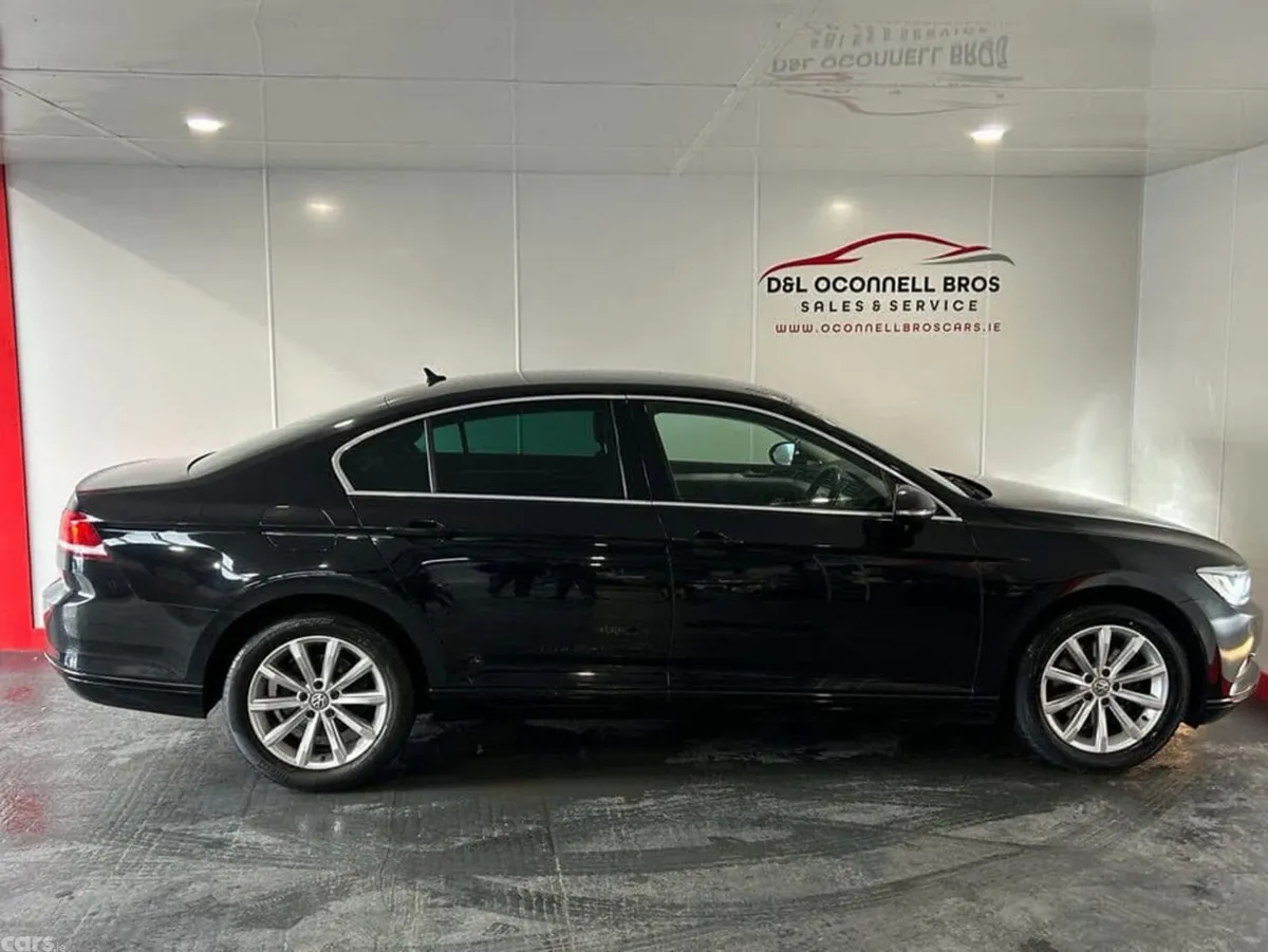 Volkswagen Passat Saloon, Diesel, 2018, Black