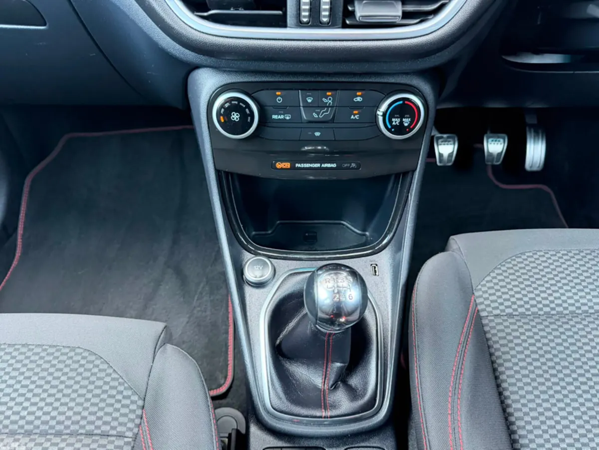 Ford Puma MPV, Diesel, 2021, Blue