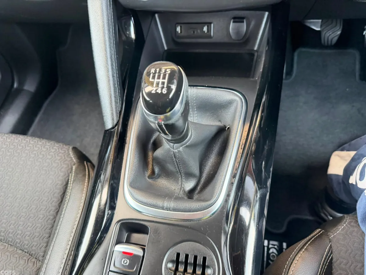 Renault Kadjar Hatchback, Diesel, 2016, Silver