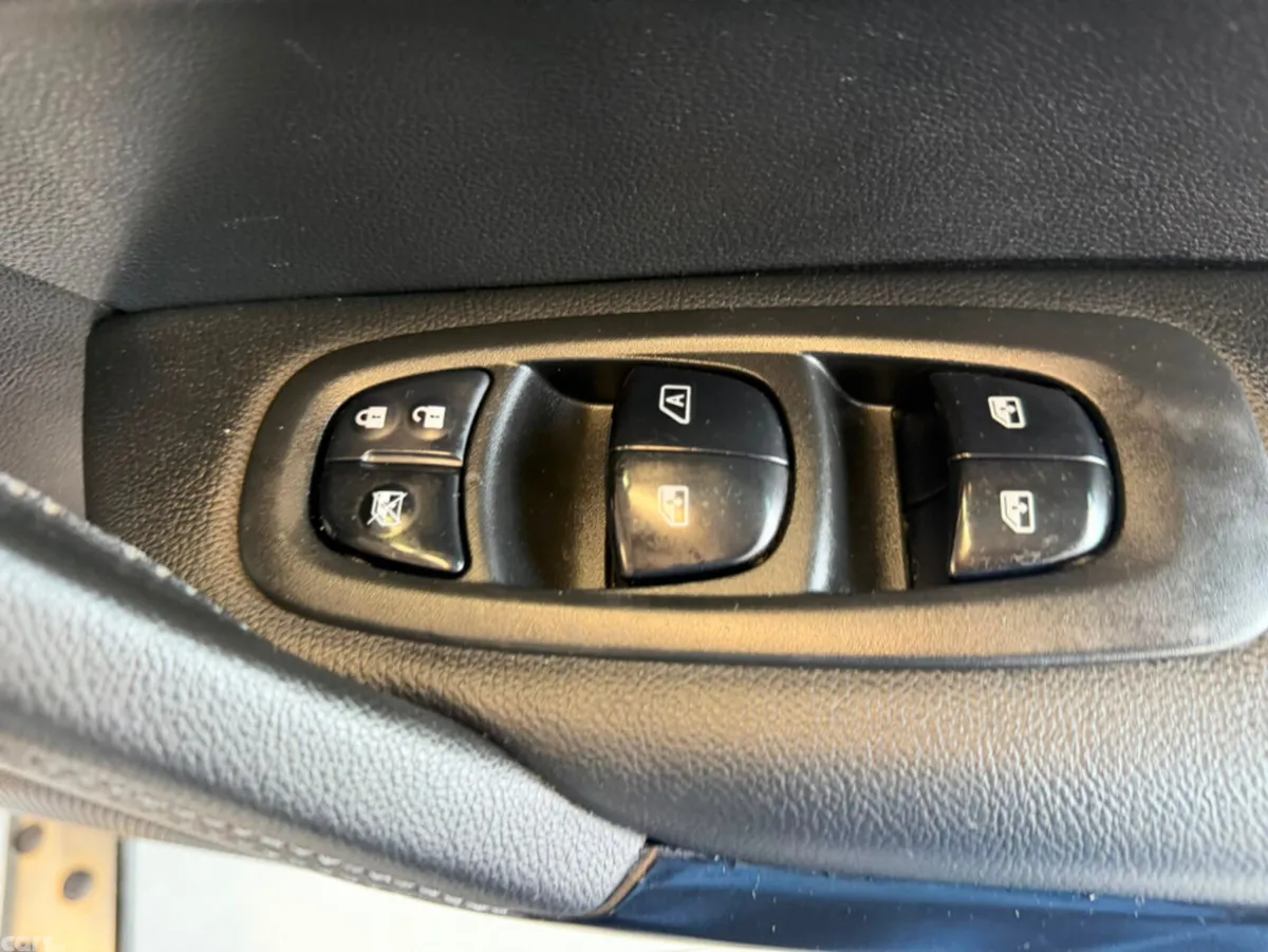 Renault Kadjar Hatchback, Diesel, 2016, Silver